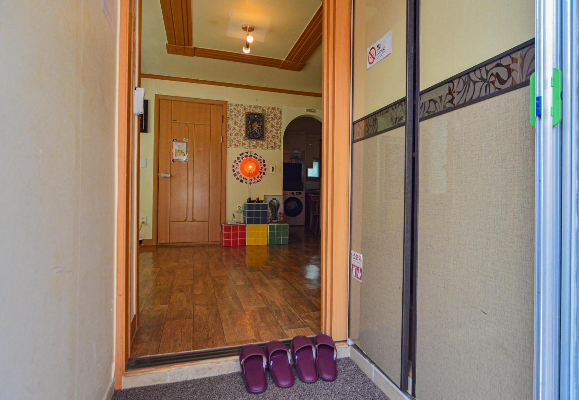 Helloworld Guesthouse Seoul Exterior foto